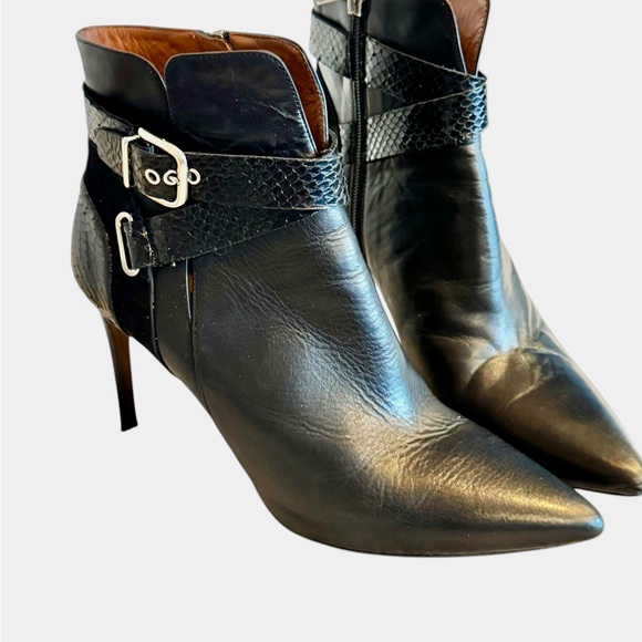 Donald J. Pliner Shoes - ✨ Donald J Pliner Polina Black Leather/Suede/Python Ankle Boots – Size 10 ✨